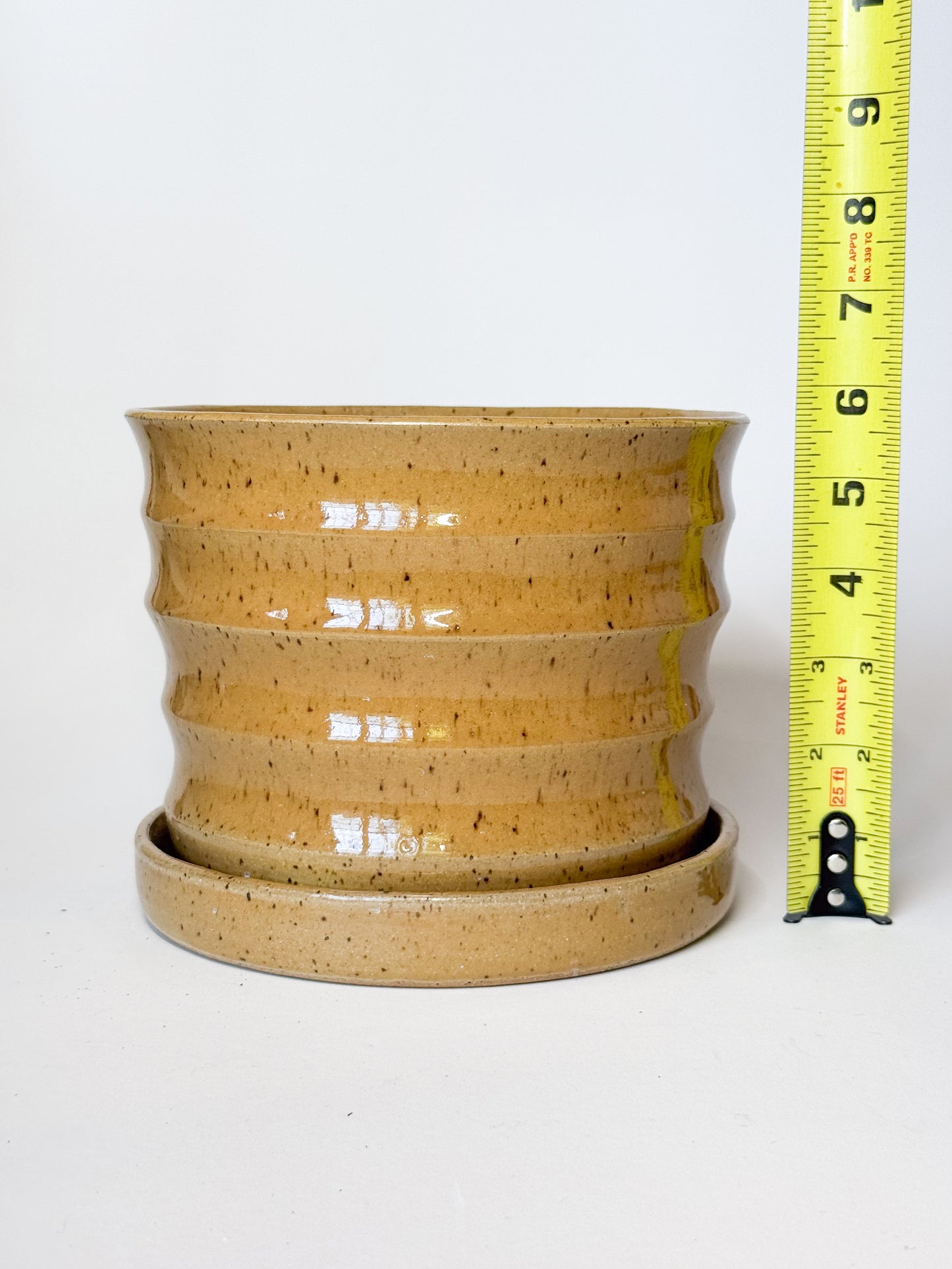 Tan Curve Planter